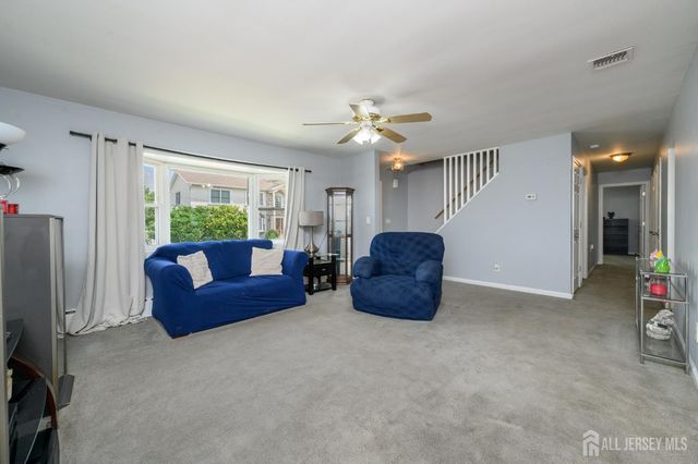 1 Veprek Lane, Hackensack, NJ 07606