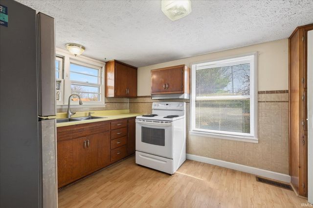 705 W 13Th Street, Bloomington, IN 47404