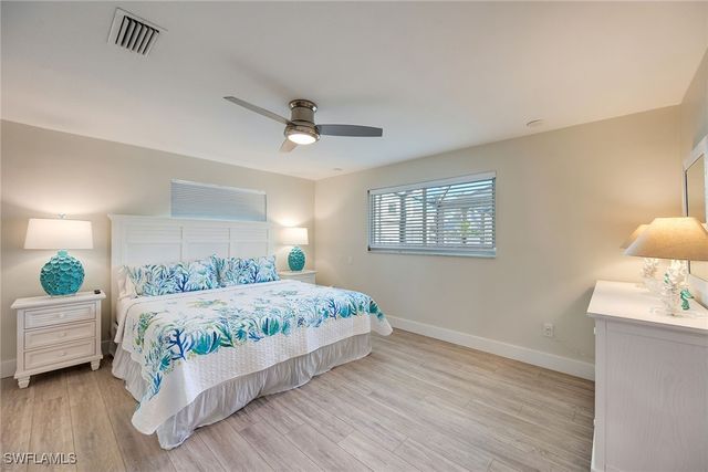 1410 Curlew AVE, Naples, FL 34102