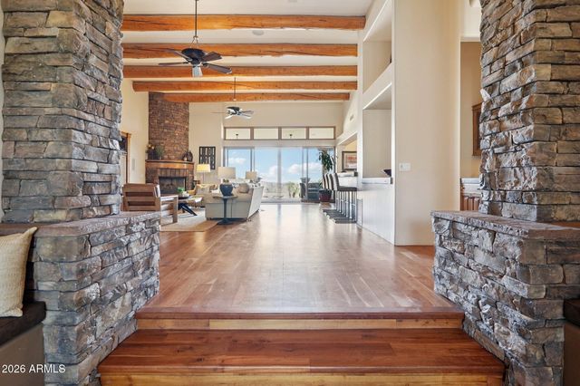 14201 S 20TH Street, Phoenix, AZ 85048