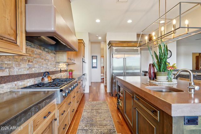 14201 S 20TH Street, Phoenix, AZ 85048