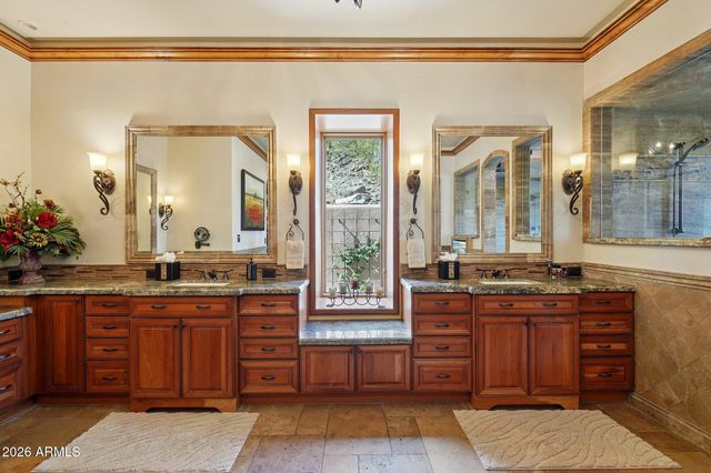 14201 S 20TH Street, Phoenix, AZ 85048