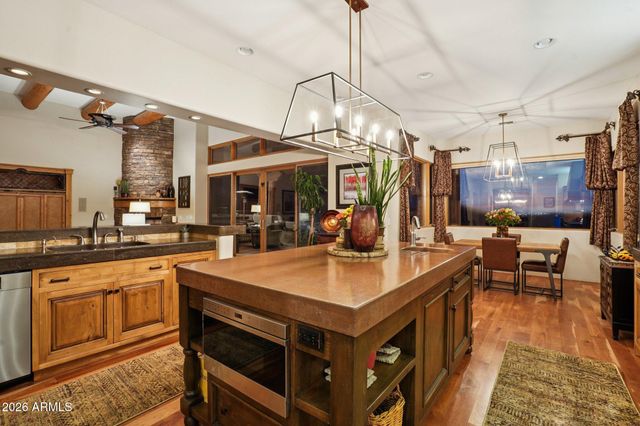 14201 S 20TH Street, Phoenix, AZ 85048