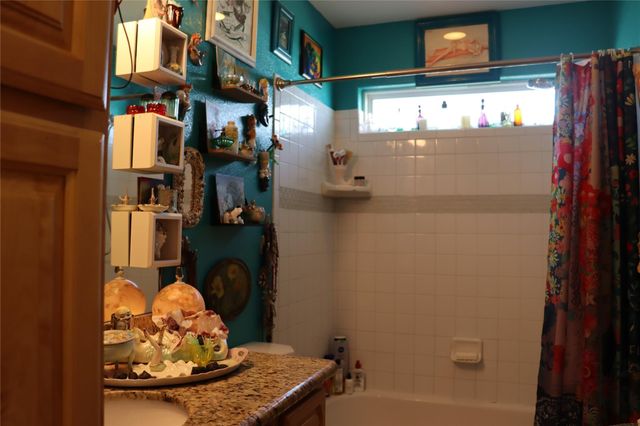 4123 Reeves Drive, Galveston, TX 77554