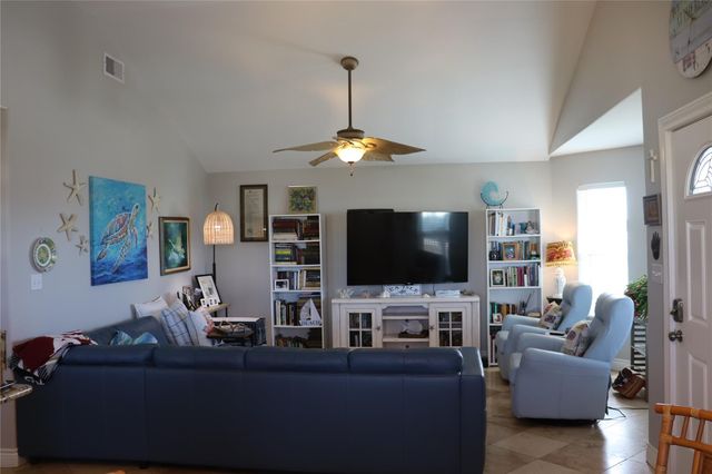 4123 Reeves Drive, Galveston, TX 77554