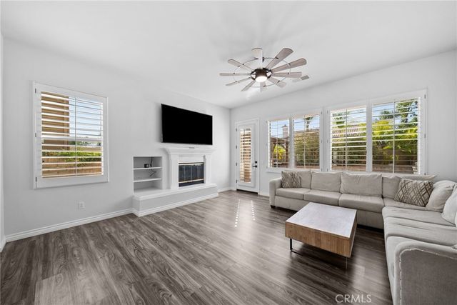 28251 Infinity, Saugus, CA 91390