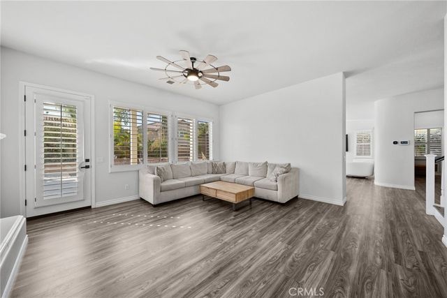 28251 Infinity, Saugus, CA 91390