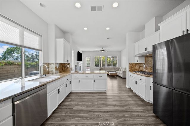 28251 Infinity, Saugus, CA 91390
