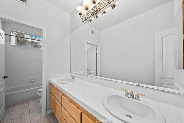 28251 Infinity, Saugus, CA 91390