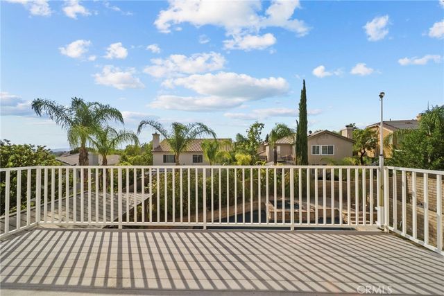 28251 Infinity, Saugus, CA 91390