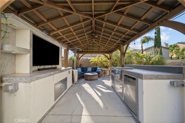 28251 Infinity, Saugus, CA 91390