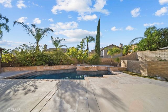 28251 Infinity, Saugus, CA 91390