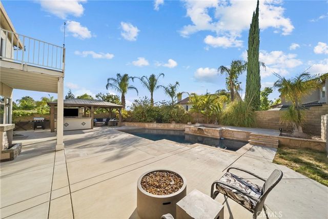 28251 Infinity, Saugus, CA 91390