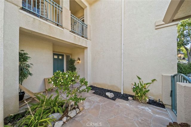 28251 Infinity, Saugus, CA 91390