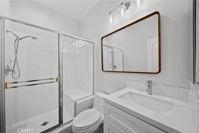 28251 Infinity, Saugus, CA 91390