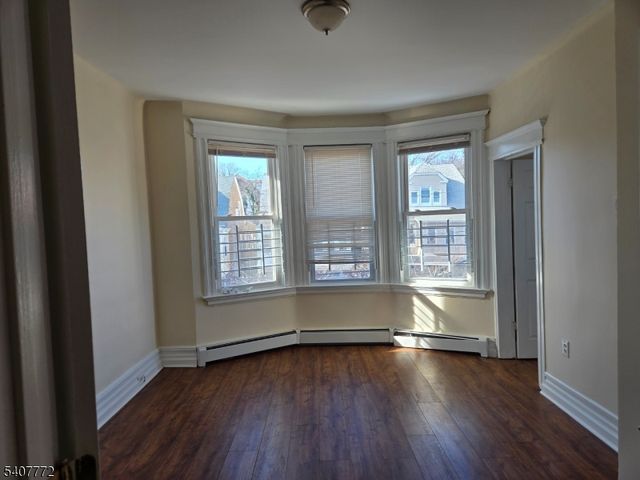 42 Seymour Ave, Newark City, NJ 07108