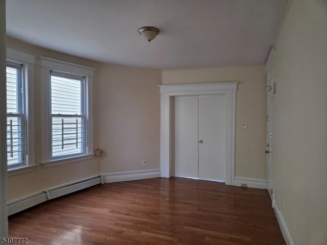 42 Seymour Ave, Newark City, NJ 07108