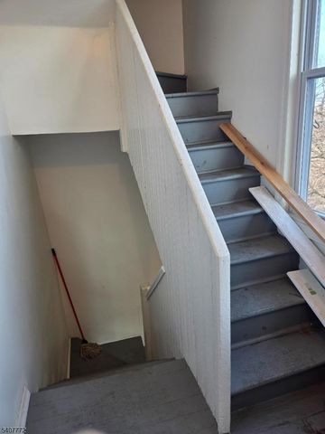 42 Seymour Ave, Newark City, NJ 07108