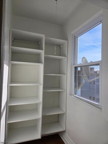 42 Seymour Ave, Newark City, NJ 07108