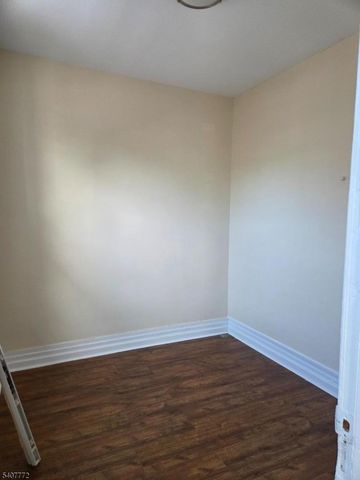 42 Seymour Ave, Newark City, NJ 07108