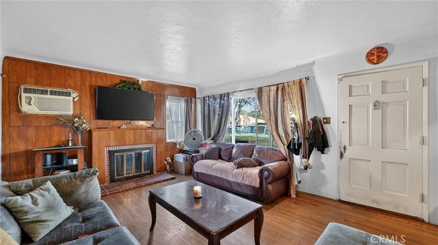 223 E Marker Street, Long Beach, CA 90805