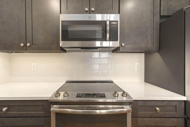 525 W Lafayette Boulevard Unit: 16C, Detroit, MI 48226