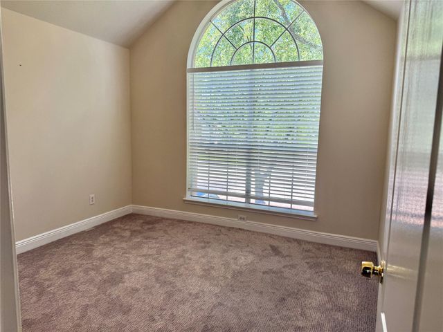 12426 Shadowpoint Drive, Hockley, TX 77082