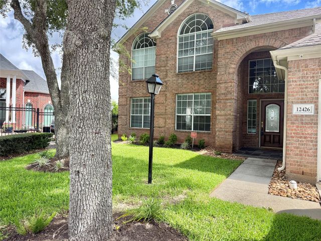 12426 Shadowpoint Drive, Hockley, TX 77082