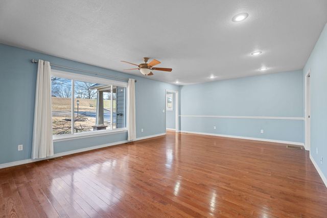 1538 State Highway Y, Forsyth, MO 65653