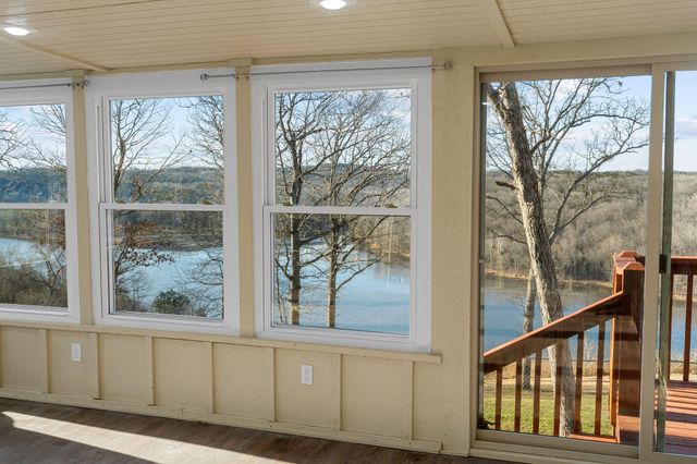 1538 State Highway Y, Forsyth, MO 65653