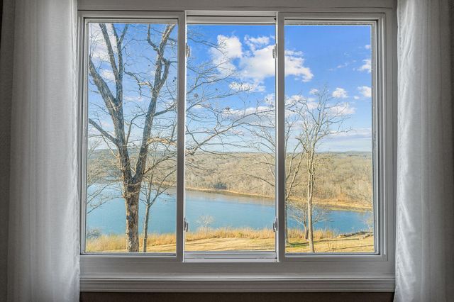 1538 State Highway Y, Forsyth, MO 65653