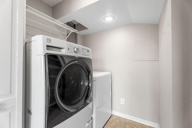 1538 State Highway Y, Forsyth, MO 65653