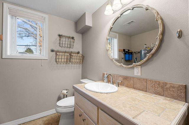 1538 State Highway Y, Forsyth, MO 65653