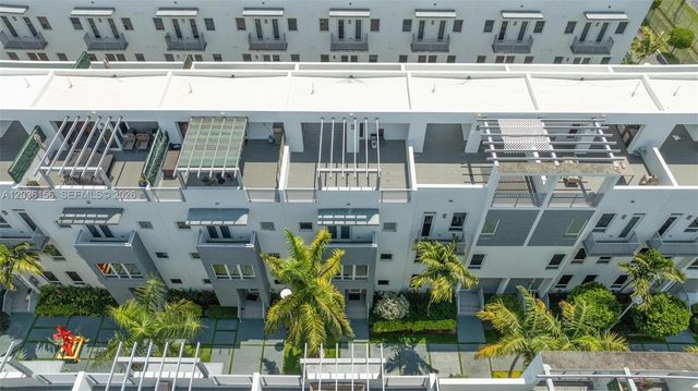9161 NW 33rd St 0, Doral, FL 33172