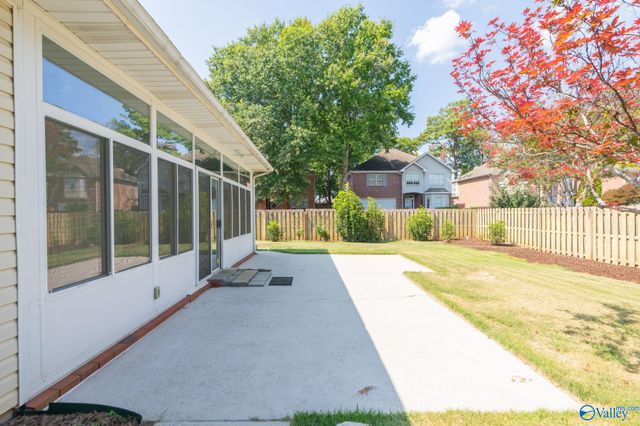 106 Lancaster Court, Huntsville, AL 35824