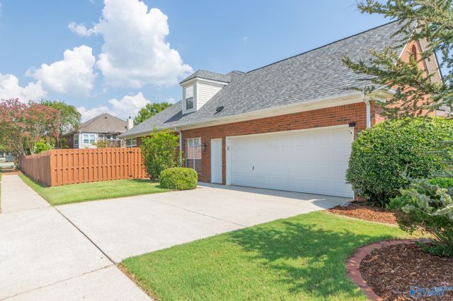 106 Lancaster Court, Huntsville, AL 35824