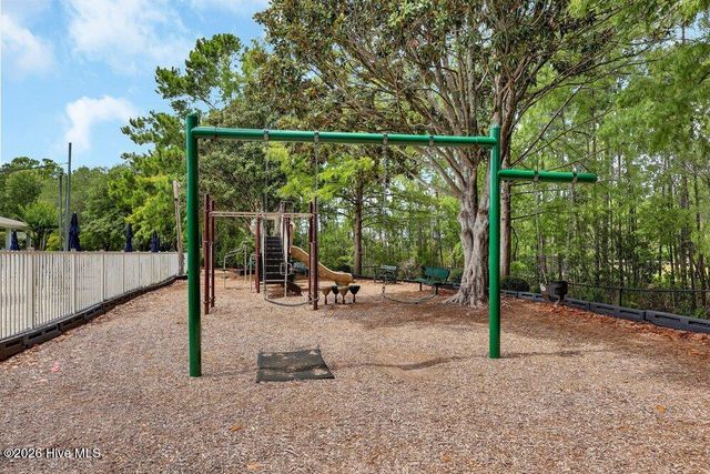 7802 Marymount Drive, Wilmington, NC 28411