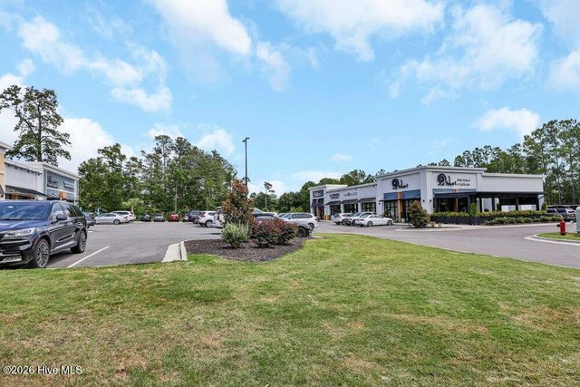 7802 Marymount Drive, Wilmington, NC 28411