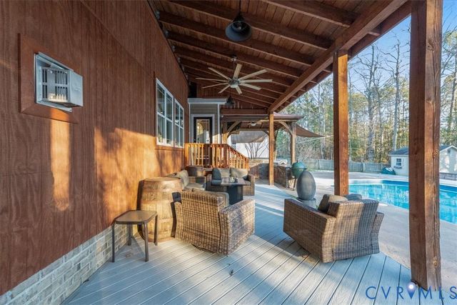 15401 Willow Hill Ln, Chesterfield, VA 23832