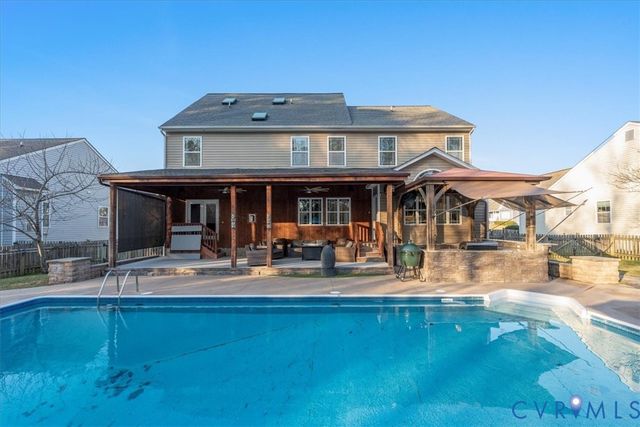 15401 Willow Hill Ln, Chesterfield, VA 23832