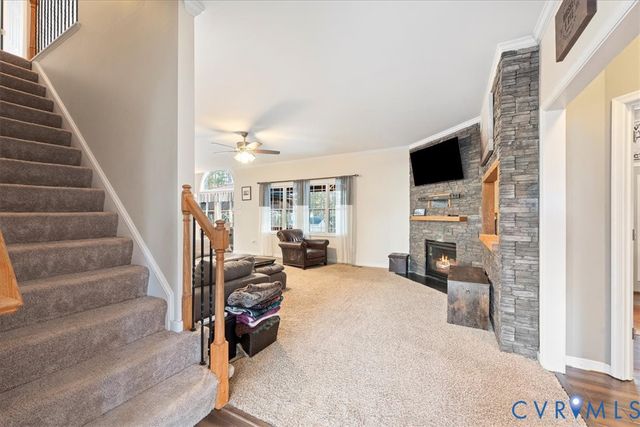 15401 Willow Hill Ln, Chesterfield, VA 23832