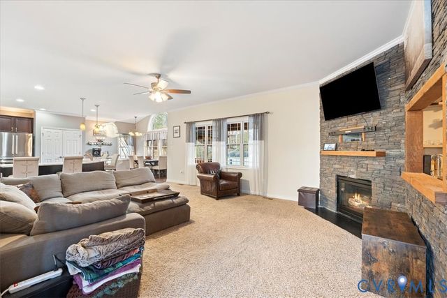 15401 Willow Hill Ln, Chesterfield, VA 23832