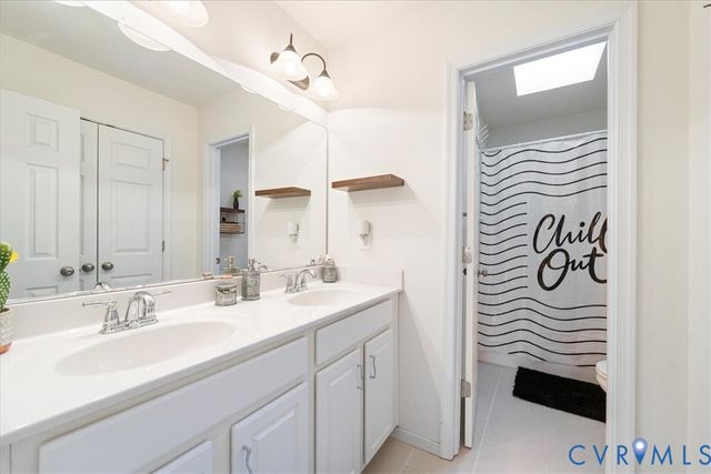 15401 Willow Hill Ln, Chesterfield, VA 23832