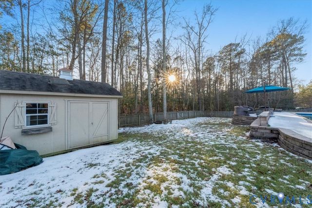 15401 Willow Hill Ln, Chesterfield, VA 23832