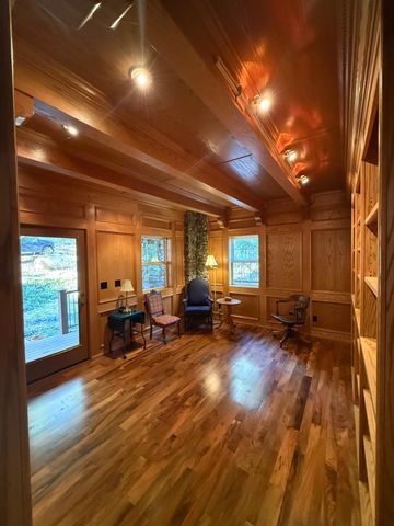 21293 Scotts Flat Rd., Nevada City, CA 95959