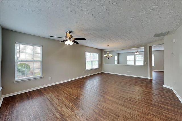 2068 White Top Road, Lawrenceville, GA 30045