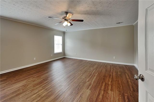 2068 White Top Road, Lawrenceville, GA 30045