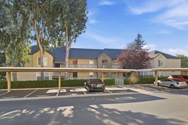 661 Royston Lane 140, Hayward, CA 94544