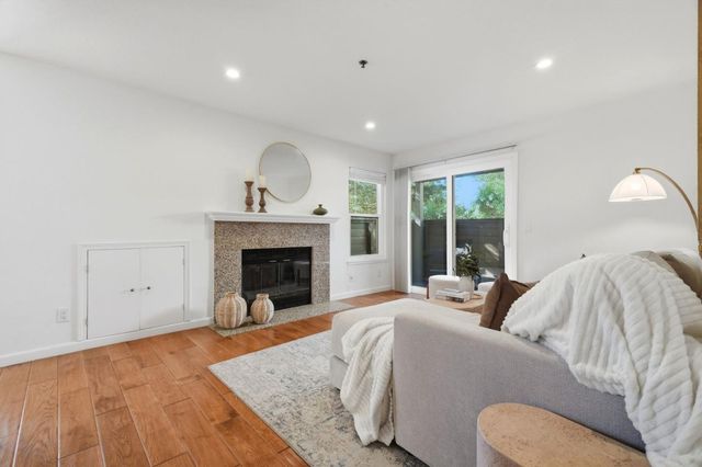 661 Royston Lane 140, Hayward, CA 94544