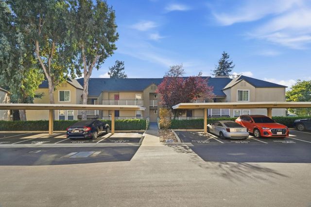 661 Royston Lane 140, Hayward, CA 94544